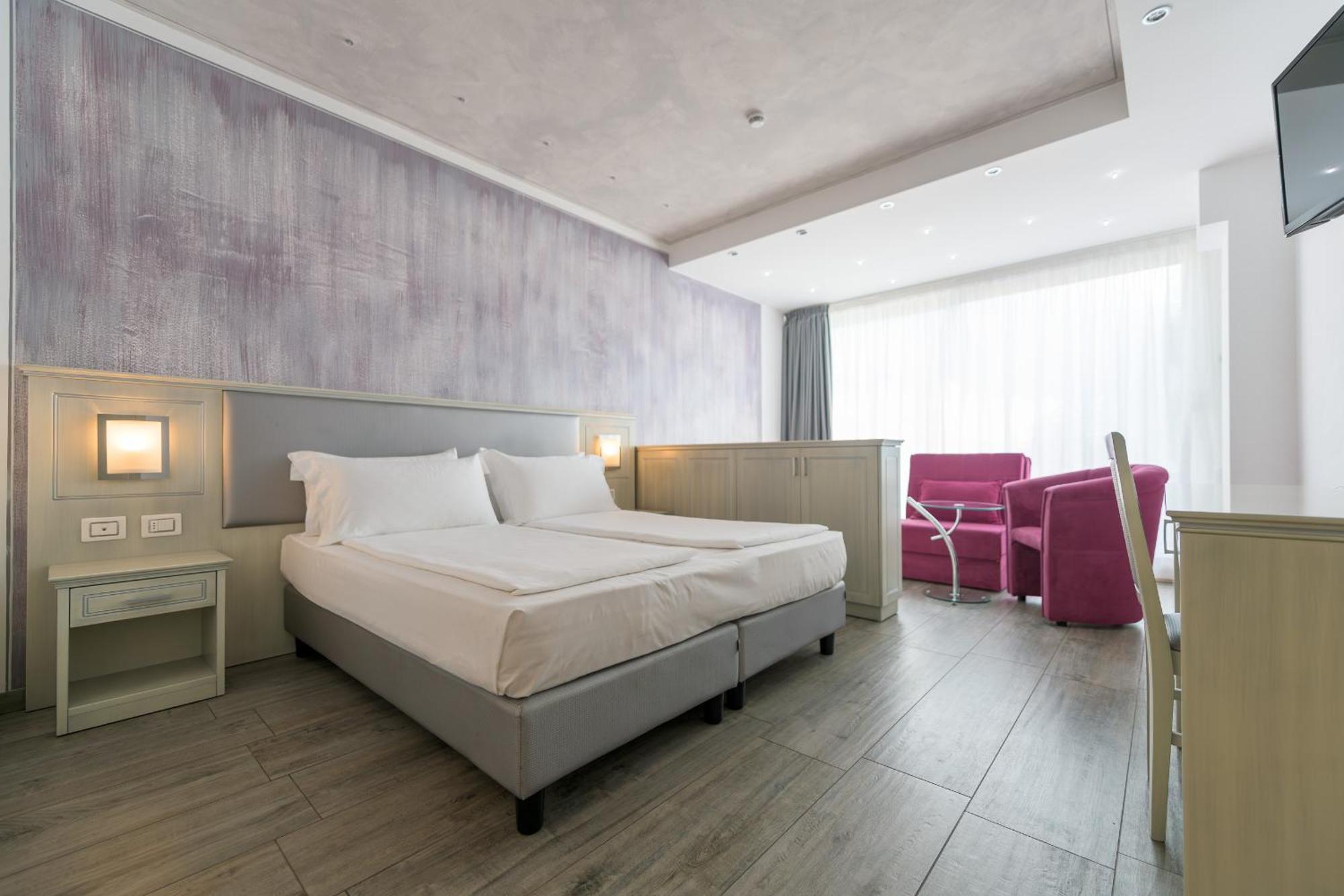 Garda Suite Hotel (Adults Only) ลีโมเนซุลการ์ดา ภายนอก รูปภาพ