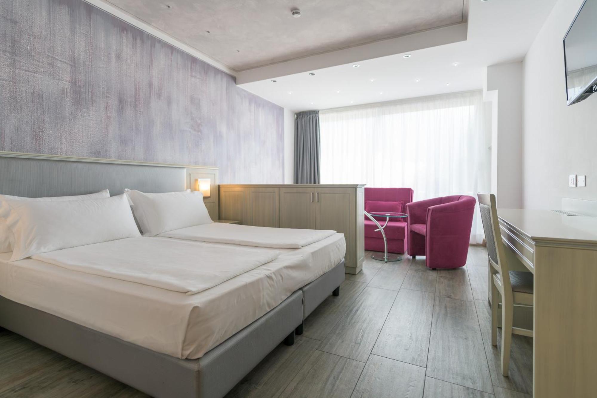 Garda Suite Hotel (Adults Only) ลีโมเนซุลการ์ดา ภายนอก รูปภาพ