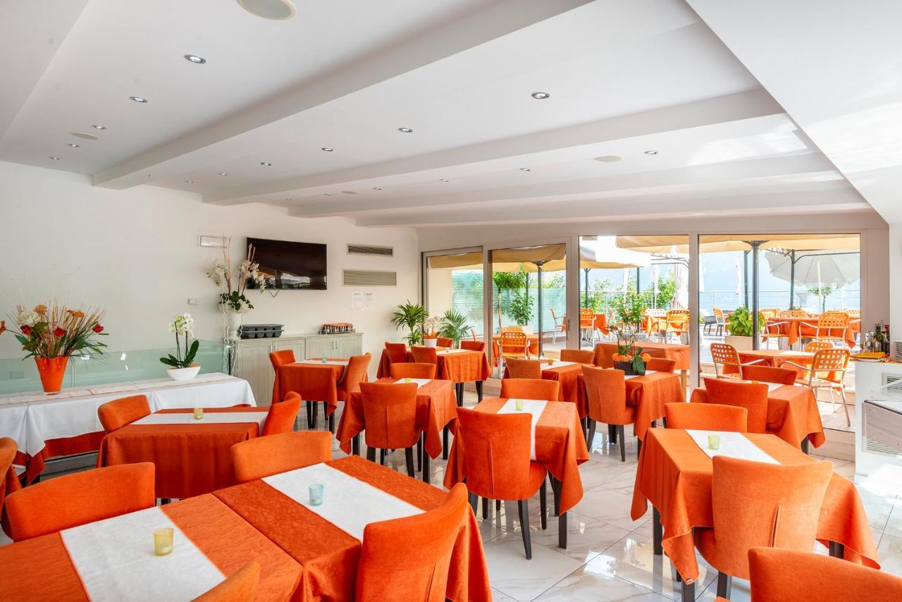 Garda Suite Hotel (Adults Only) ลีโมเนซุลการ์ดา ภายนอก รูปภาพ
